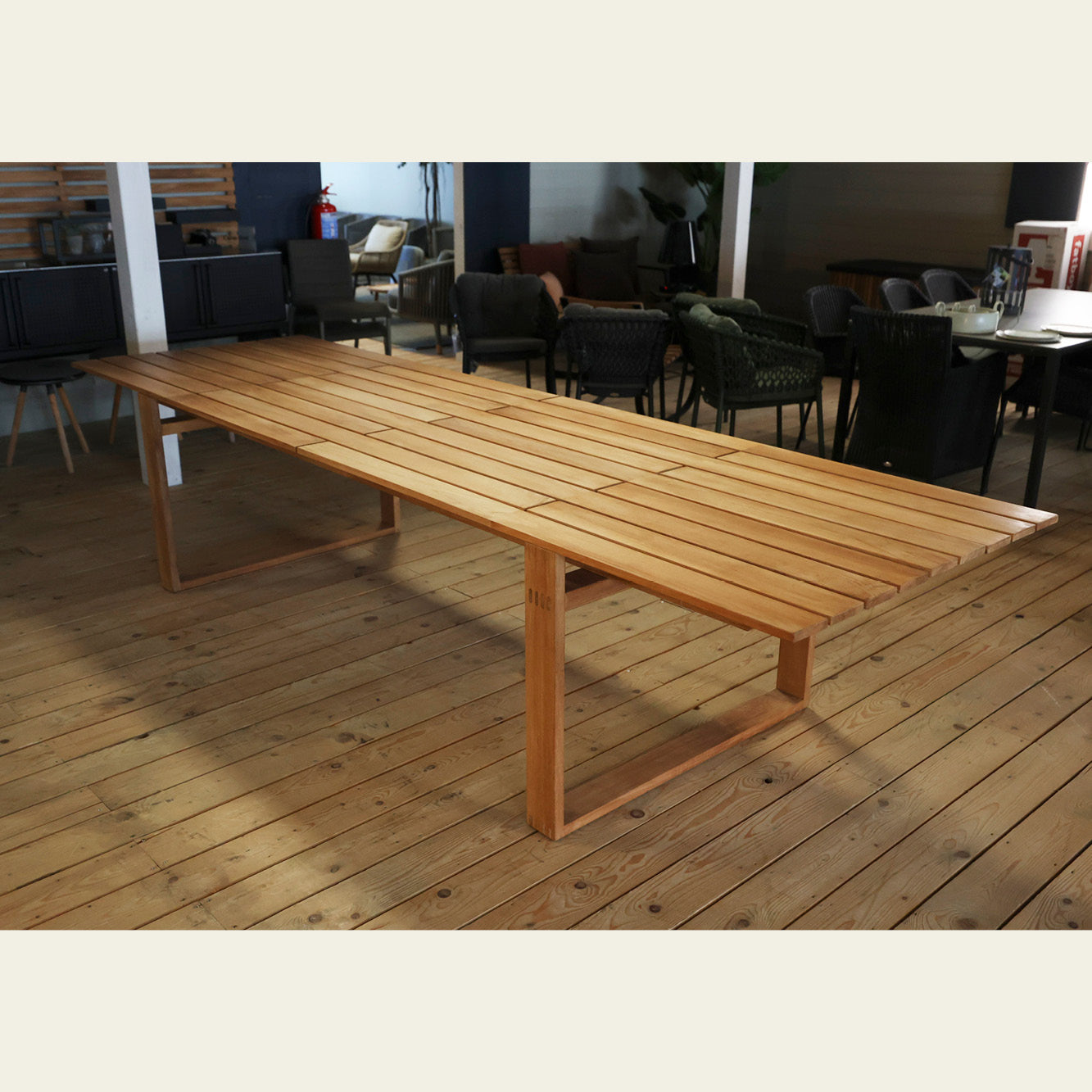 EXPO Cane-line ENDLESS Table de jardin